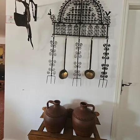 Casa Del La Encantada 10 Huespedes Con Piscina Jaras Дом отдыха *