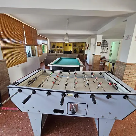 Casa Del La Encantada 10 Huespedes Con Piscina Jaras Дом отдыха