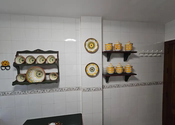 Casa Del La Encantada 10 Huéspedes Con Piscina Comunitaria Jaras