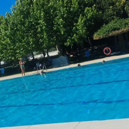 El La Encantada !!! Piscina Mas Campo De Tenis !!!!! 度假居